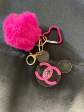 Load image into Gallery viewer, Fashion Inspired Mouse Keychain Sets
